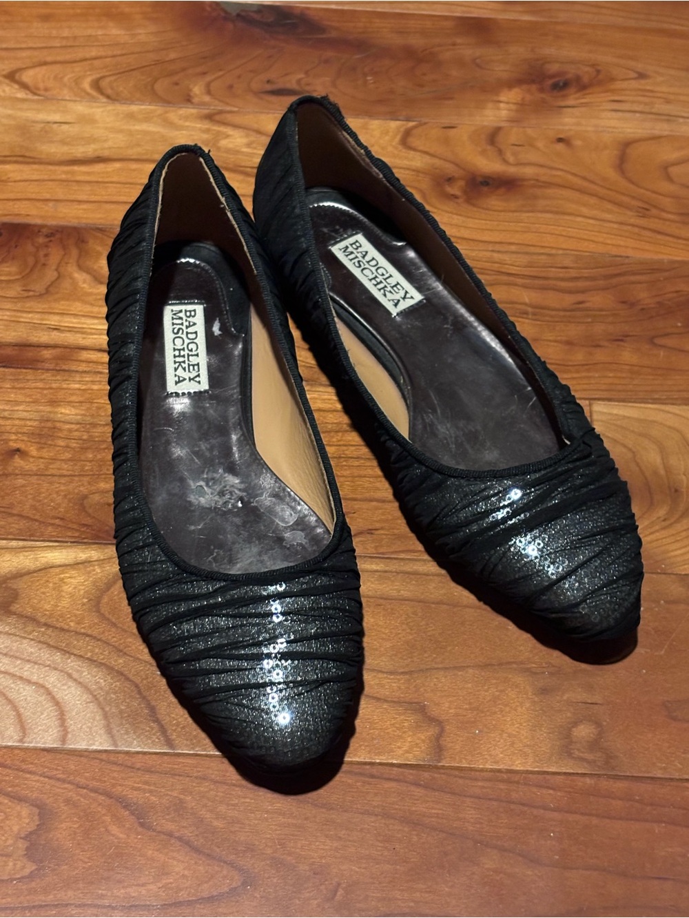 Badgley Mischka Secret Silk+Silver Flat Black Size 6.5